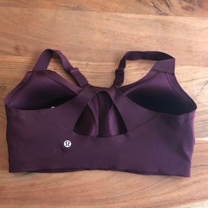 Lululemon sports bra